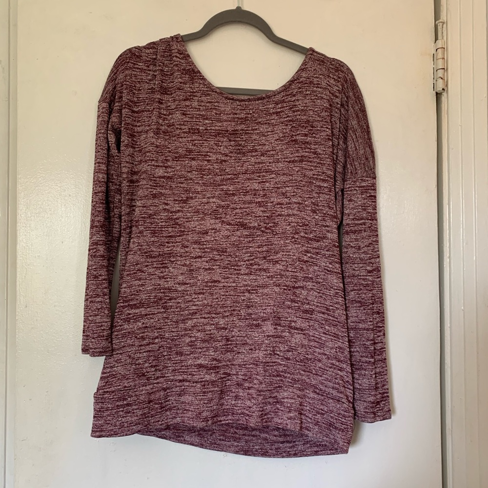 Athleta medium long sleeve top